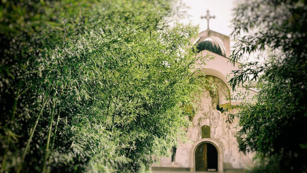 path to St. Petka Balgarska chapel